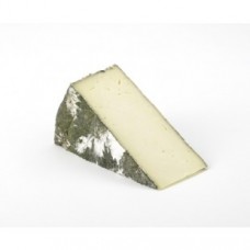 Cornish Yarg cheese